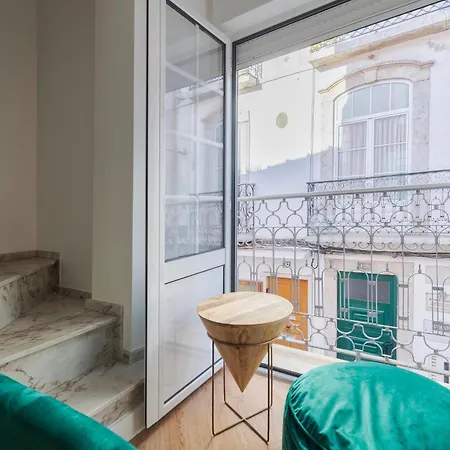 Life Apartment